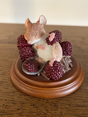 Country artists england mouse - country,