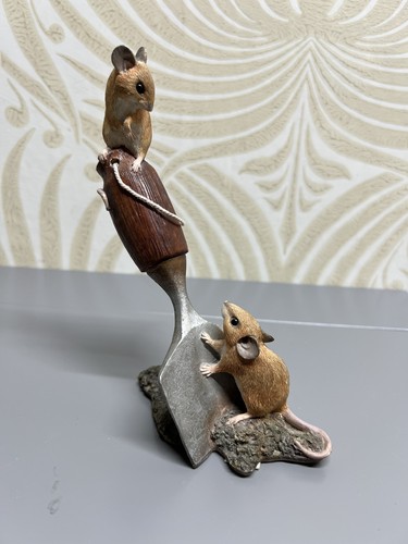 Country artists mice with - country,