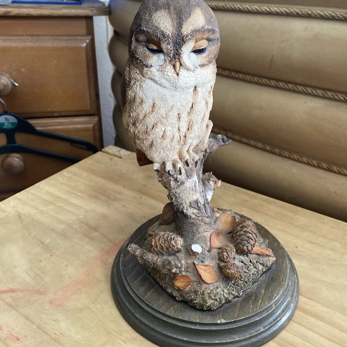 Large collectible country - large,